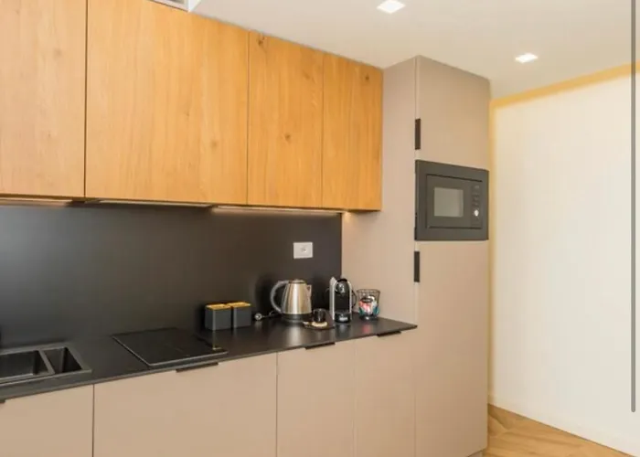 La Finestra Apartment